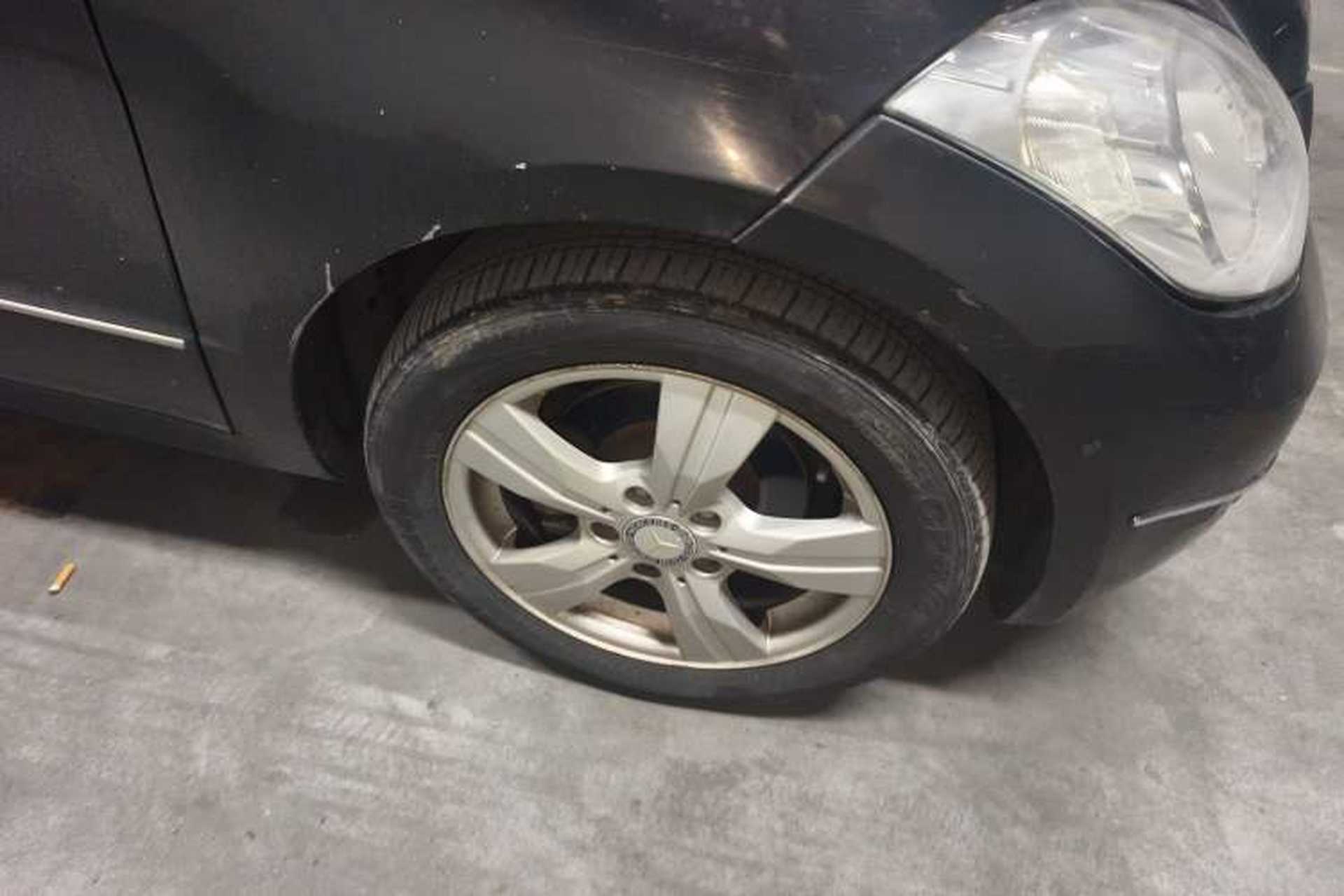 Used Mercedes-Benz A-Class 2011 A 160 Right Front Wheel Hub