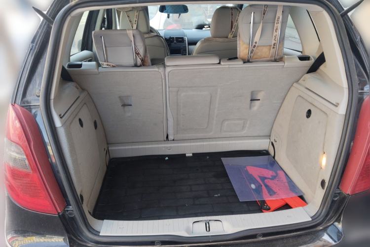 Used Mercedes-Benz A-Class 2011 A 180 Trunk