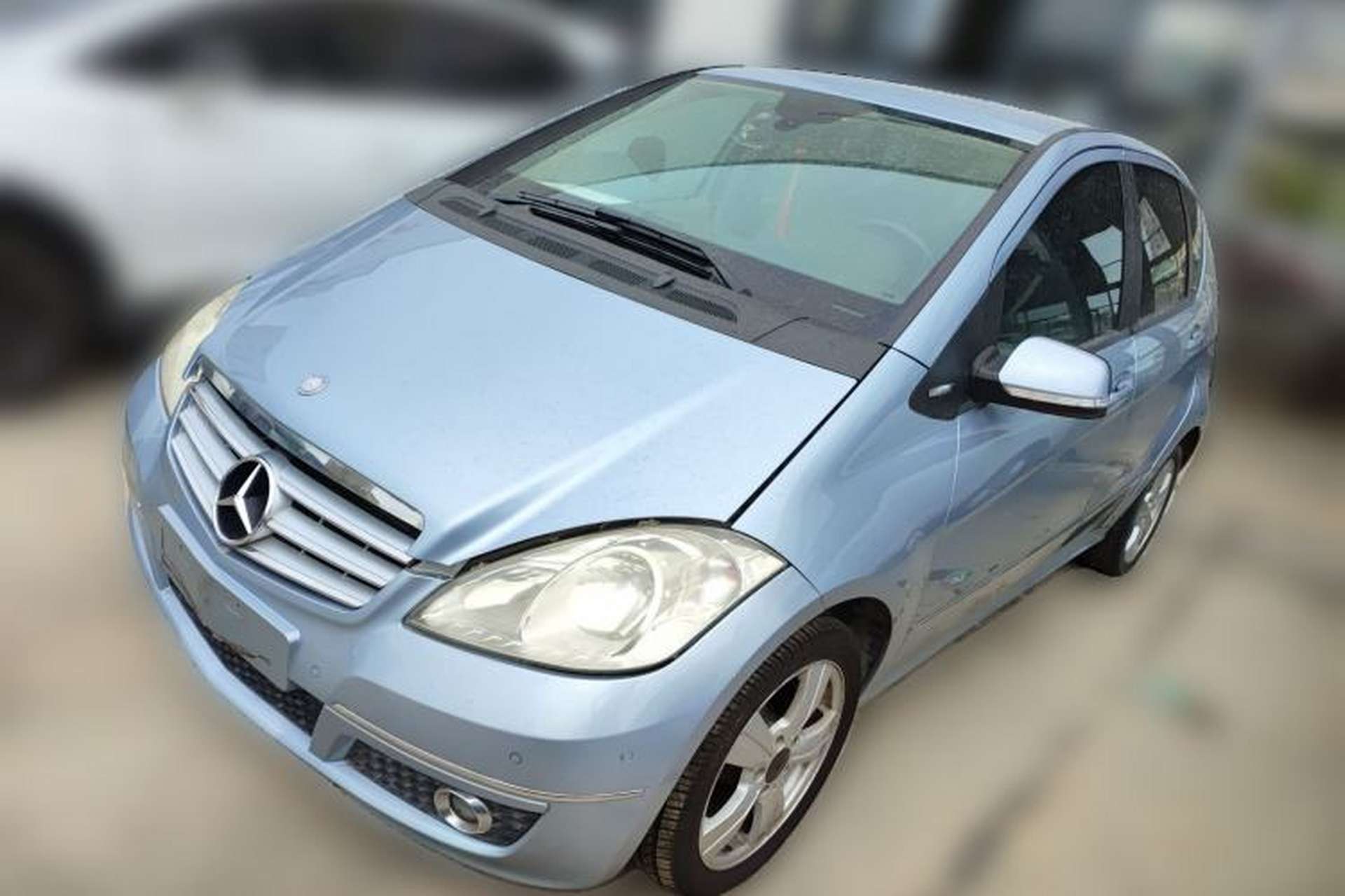 Used Mercedes-Benz A-Class 2011 A 160 Front Left 45 Deg