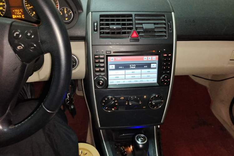 Used Mercedes-Benz A-Class 2011 A 160 Audio And AC Panel