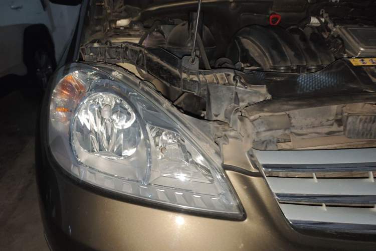Used Mercedes-Benz A-Class 2011 A 160 Engine Bay Right
