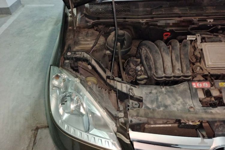 Used Mercedes-Benz A-Class 2011 A 160 Engine Bay Right