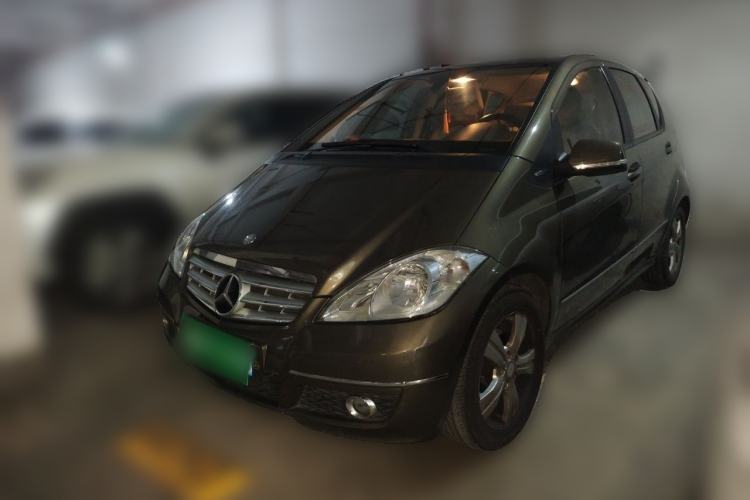 Ojetý Mercedes-Benz A-Class 2011 A 160 Guazi used car, China used car export, Used car for sale, Used cars, Cheapest cars for sale
