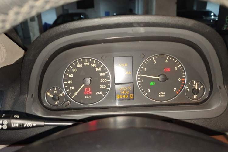 Used Mercedes-Benz A-Class 2011 A 160 Instrument Cluster