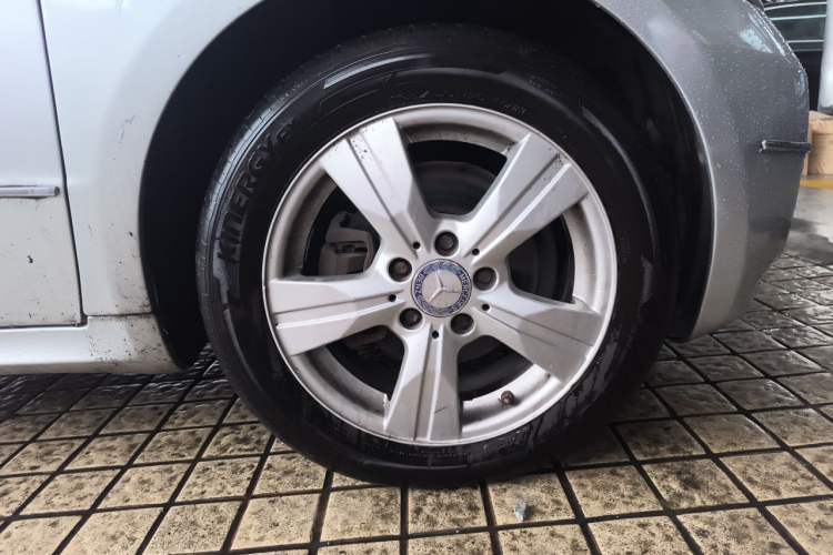 Used Mercedes-Benz A-Class 2011 A 160 Right Front Wheel Hub