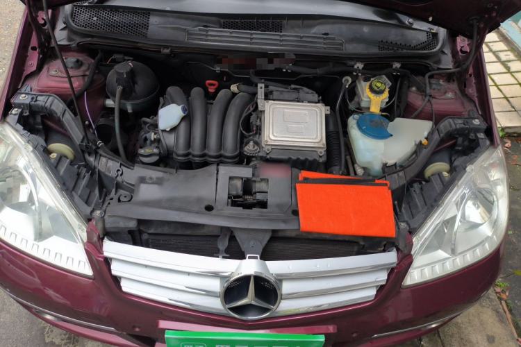 Used Mercedes-Benz A-Class 2011 A 180 Engine Bay