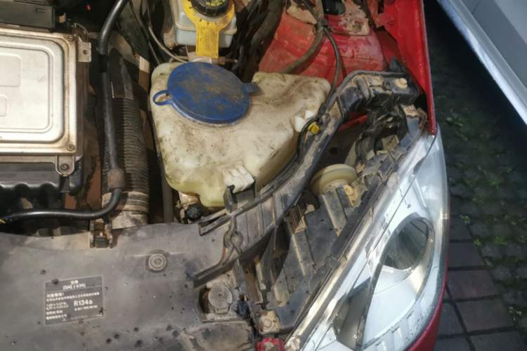 Used Mercedes-Benz A-Class 2011 A 160 Engine Bay Left