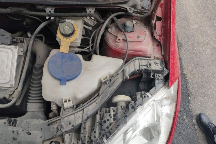 Used Mercedes-Benz A-Class 2011 A 160 Engine Bay Left