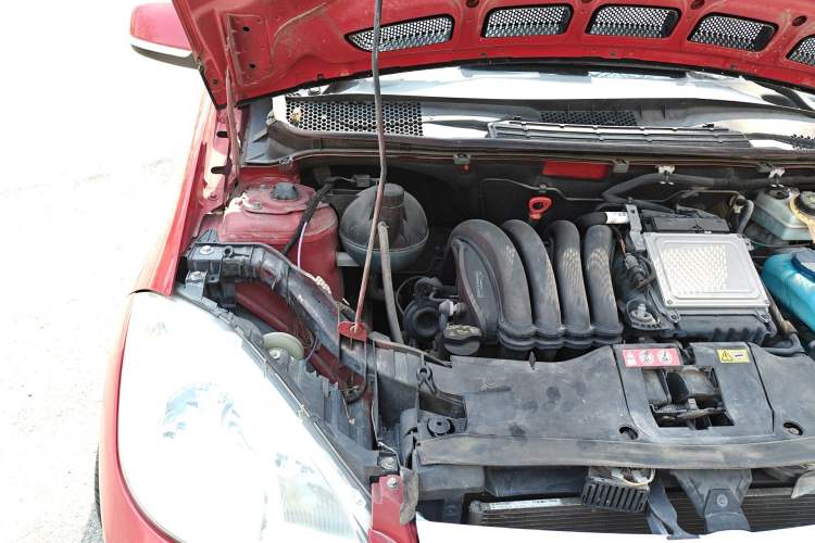 Used Mercedes-Benz A-Class 2011 A 160 Engine Bay Right