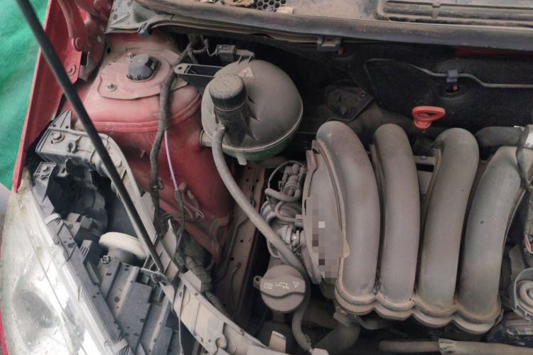 Used Mercedes-Benz A-Class 2011 A 160 Engine Bay Right