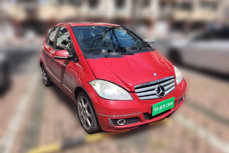 Used Mercedes-Benz A-Class 2011 A 180 Front Right 45 Deg