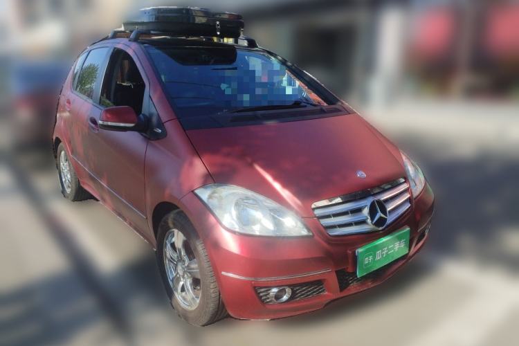 Used Mercedes-Benz A-Class 2011 A 160 Front Right 45 Deg