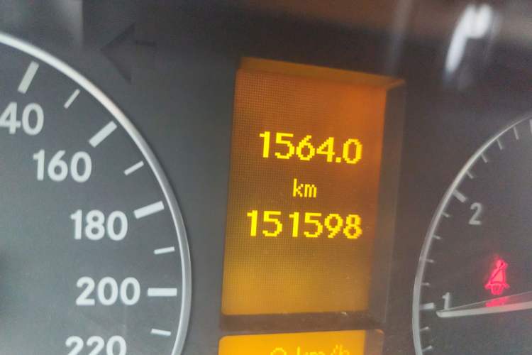 Used Mercedes-Benz A-Class 2011 A 160 Odometer Close Up