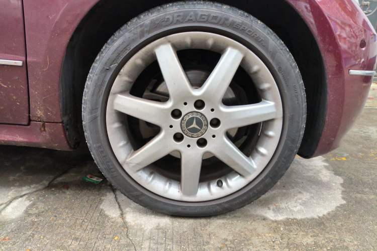Used Mercedes-Benz A-Class 2011 A 180 Right Front Wheel Hub