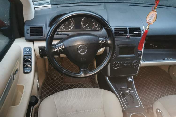 Used Mercedes-Benz A-Class 2011 A 160 Steering Wheel