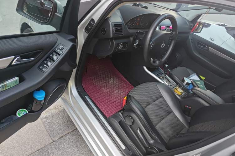 Used Mercedes-Benz A-Class 2011 A 160 Driver Seat