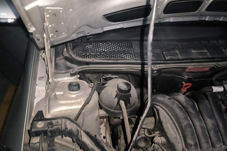 Used Mercedes-Benz A-Class 2011 A 160 Engine Bay Right
