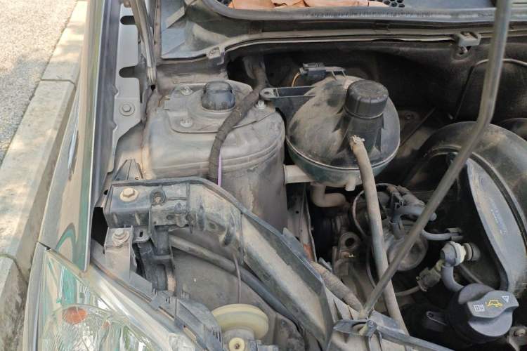 Used Mercedes-Benz A-Class 2011 A 160 Engine Bay Right