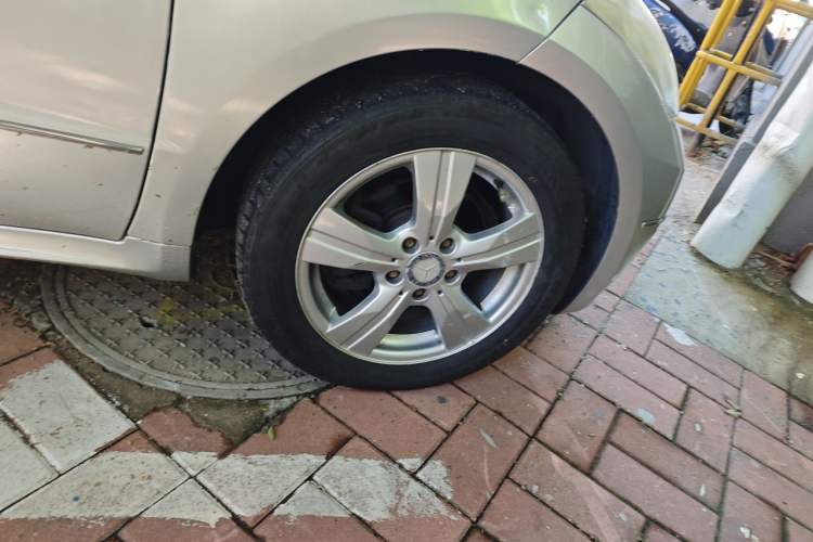 Used Mercedes-Benz A-Class 2011 A 160 Right Front Wheel Hub