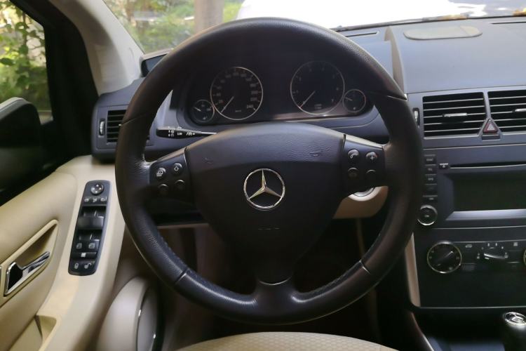 Used Mercedes-Benz A-Class 2011 A 160 Steering Wheel