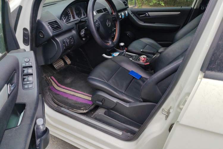 Used Mercedes-Benz A-Class 2011 A 180 Driver Seat