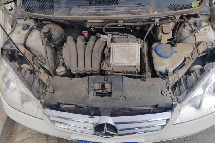 Used Mercedes-Benz A-Class 2011 A 180 Engine Bay