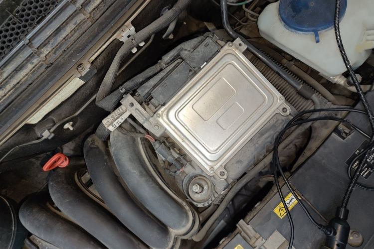 Used Mercedes-Benz A-Class 2011 A 180 Engine Bay