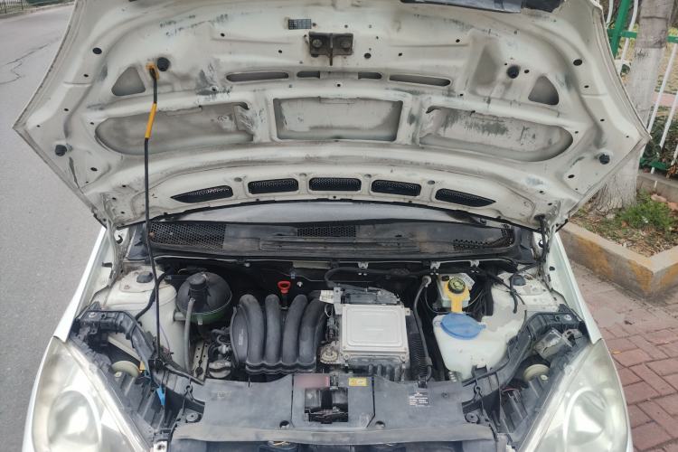 Used Mercedes-Benz A-Class 2011 A 160 Engine Bay