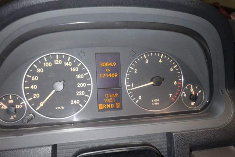 Used Mercedes-Benz A-Class 2011 A 160 Odometer Close Up