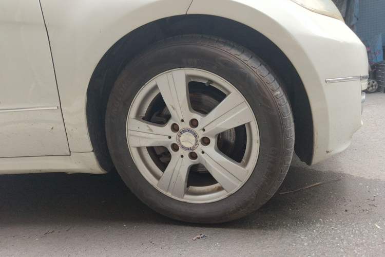 Used Mercedes-Benz A-Class 2011 A 160 Right Front Wheel Hub