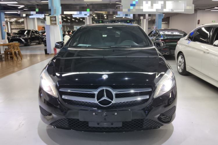Used Mercedes-Benz A-Class 2013 A 200 Urban Edition Exterior 1