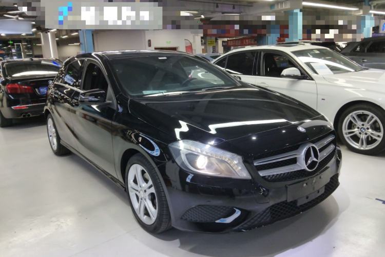 Used Mercedes-Benz A-Class 2013 A 200 Urban Edition Exterior 2