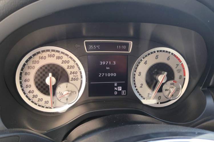 Used Mercedes-Benz A-Class 2013 A 200 Urban Edition Instrument Cluster
