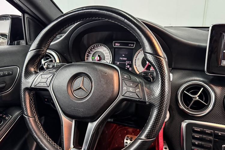 Used Mercedes-Benz A-Class 2013 A 200 Urban Edition Interior 2