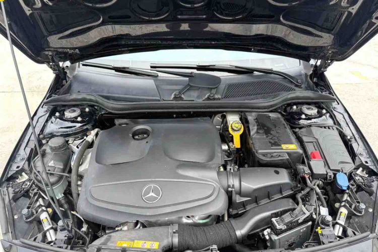 Used Mercedes-Benz A-Class 2013 A 200 Urban Edition Interior 3