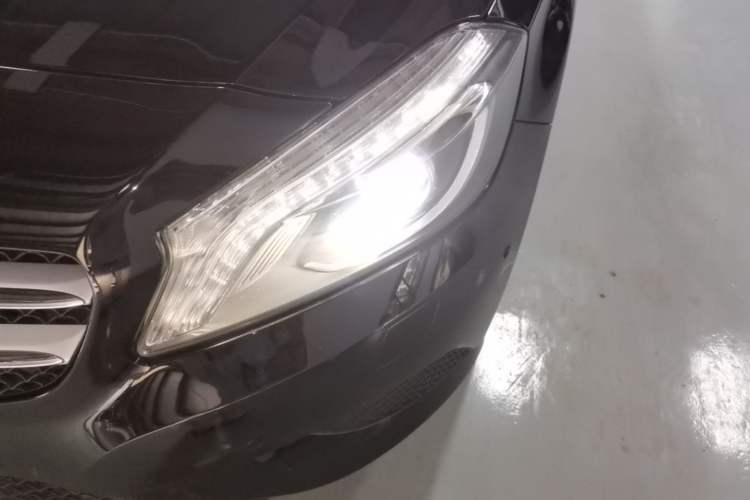 Used Mercedes-Benz A-Class 2013 A 200 Urban Edition Left Front Headlight