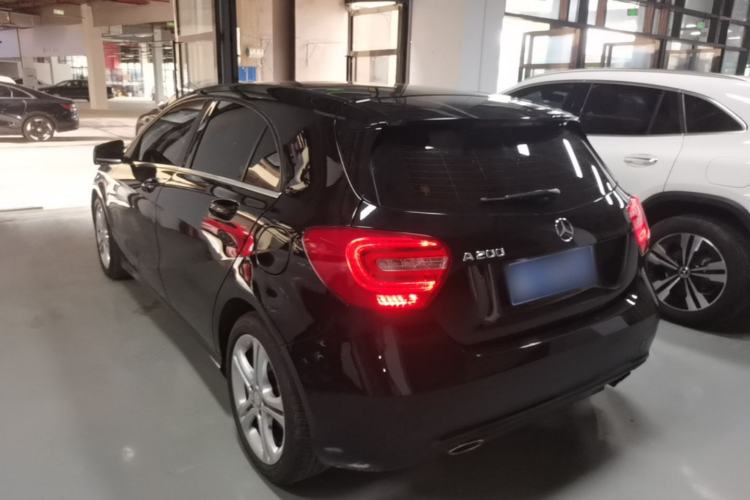 Used Mercedes-Benz A-Class 2013 A 200 Urban Edition Rear Left 45 Deg