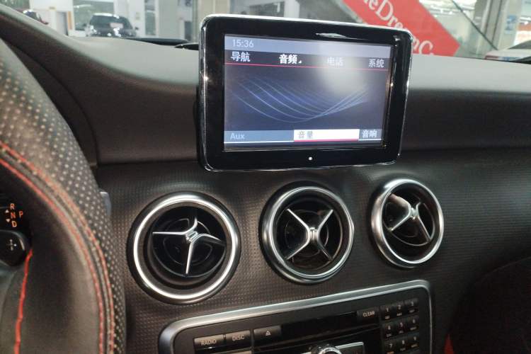 Used Mercedes-Benz A-Class 2013 A 180 Fashion Model Audio And AC Panel