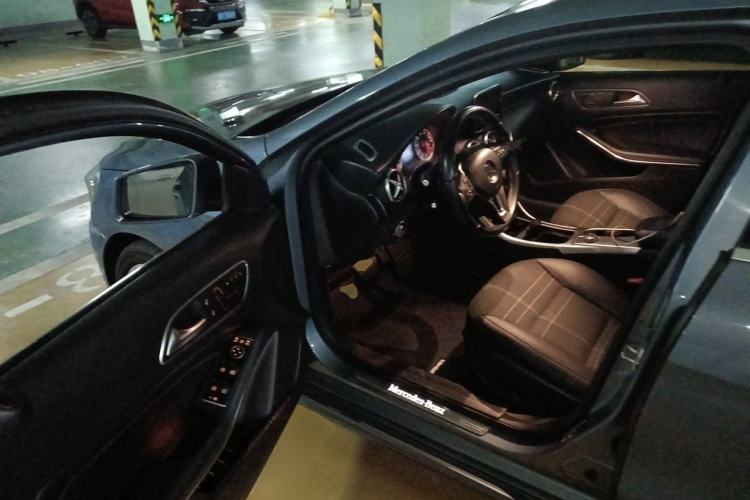 Used Mercedes-Benz A-Class 2013 A 200 Urban Edition Driver Seat