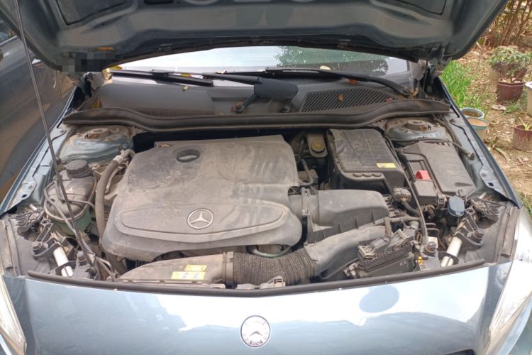 Used Mercedes-Benz A-Class 2013 A 180 Fashion Model Engine Bay