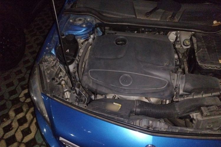 Used Mercedes-Benz A-Class 2013 A 200 Urban Edition Engine Bay Right