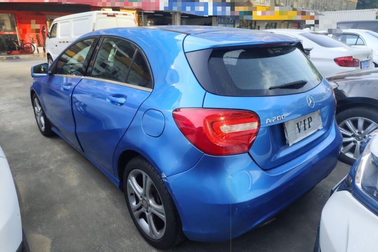 Used Mercedes-Benz A-Class 2013 A 200 Urban Edition Exterior 2