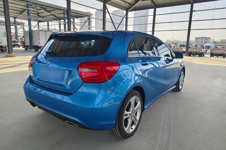 Used Mercedes-Benz A-Class 2013 A 200 Urban Edition Exterior 5
