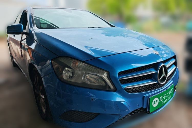 Used Mercedes-Benz A-Class 2013 A 180 Fashion Model Front Right 45 Deg