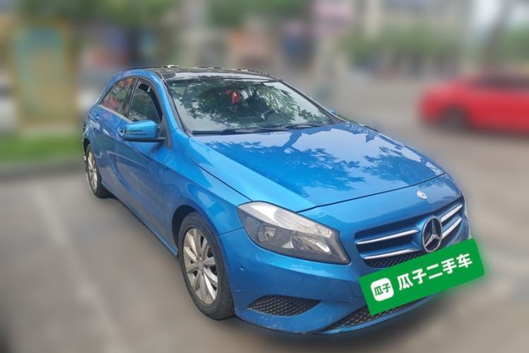 Used Mercedes-Benz A-Class 2013 A 180 Fashion Model Front Right 45 Deg