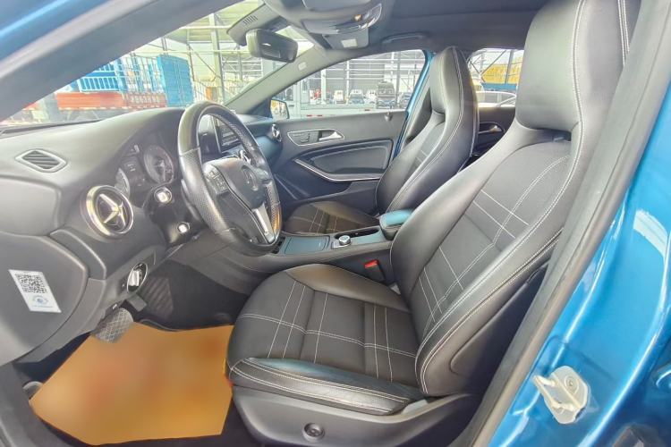 Used Mercedes-Benz A-Class 2013 A 200 Urban Edition Interior 2