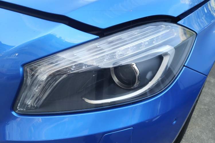 Used Mercedes-Benz A-Class 2013 A 200 Urban Edition Left Front Headlight
