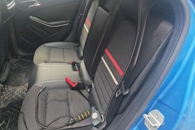 Used Mercedes-Benz A-Class 2013 A 180 Fashion Model Left Rear Seat