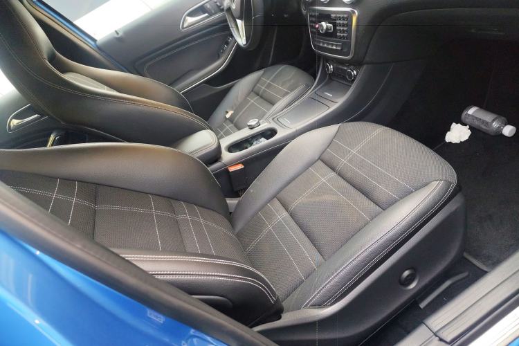 Used Mercedes-Benz A-Class 2013 A 200 Urban Edition Right Front Seat