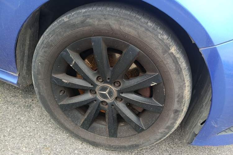 Used Mercedes-Benz A-Class 2013 A 180 Fashion Model Right Front Wheel Hub